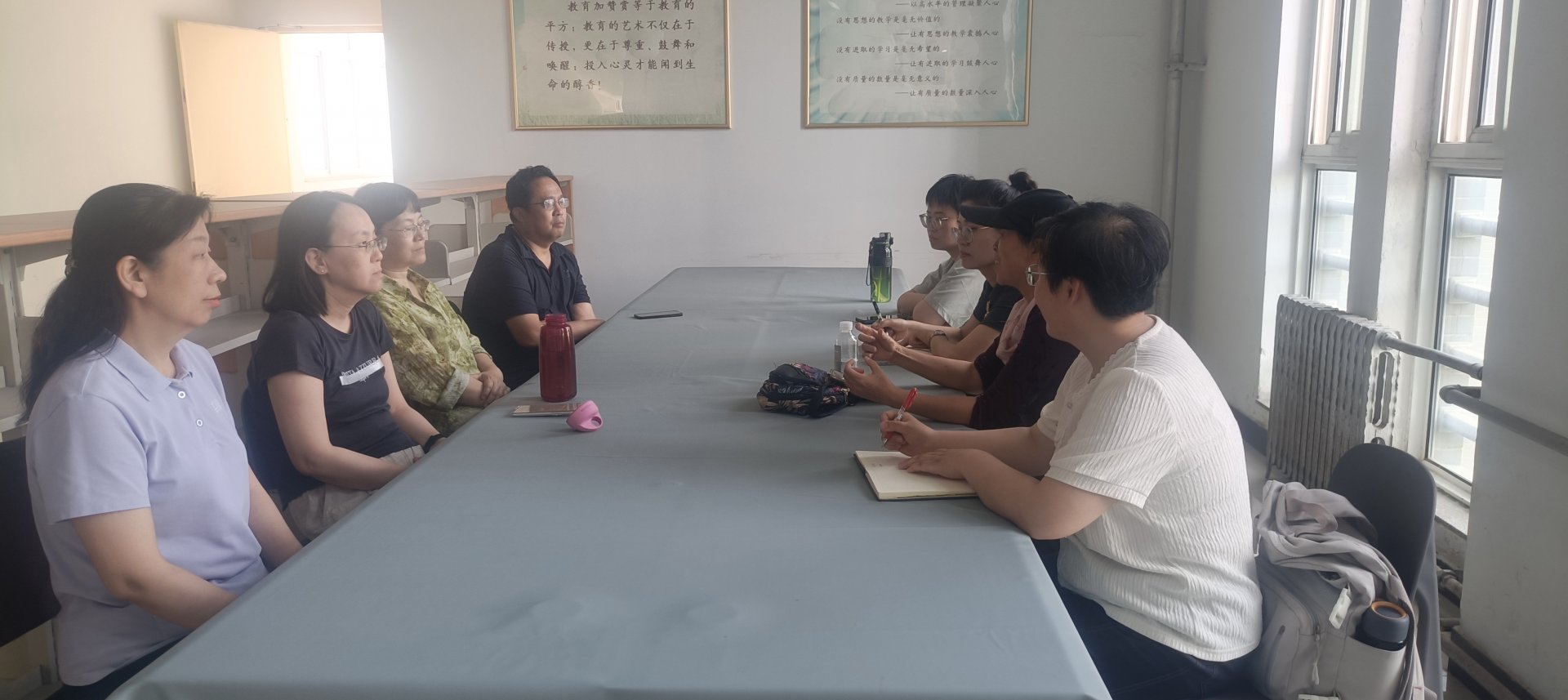 深入探讨 AI 在课堂授课中的实际应
